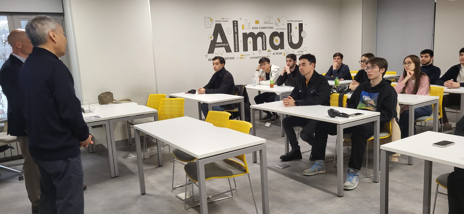  AlmaU – да «Банк секторын реттеудің рөлі және оның несие беру процесіне әсері» тақырыбында қонақ дәрісі өтті