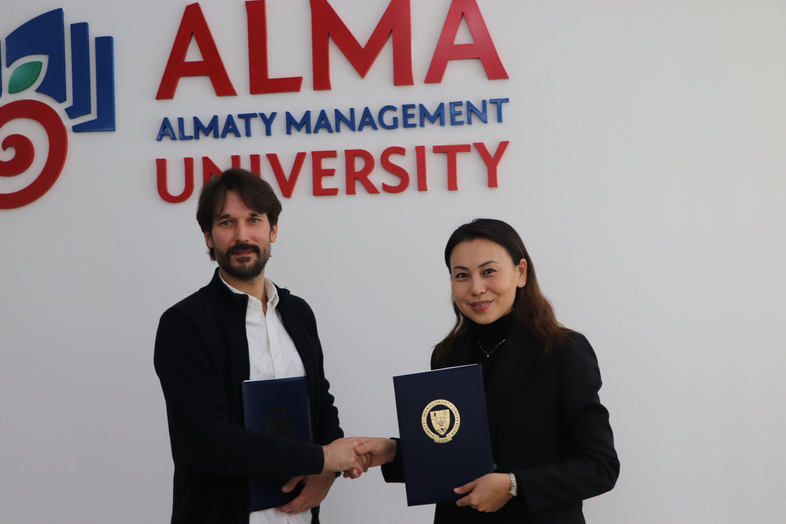  Впервые в Казахстане: AlmaU и Gumi Mix Group запускают инновационный проект «Город-губка» – шаг к устойчивому будущему