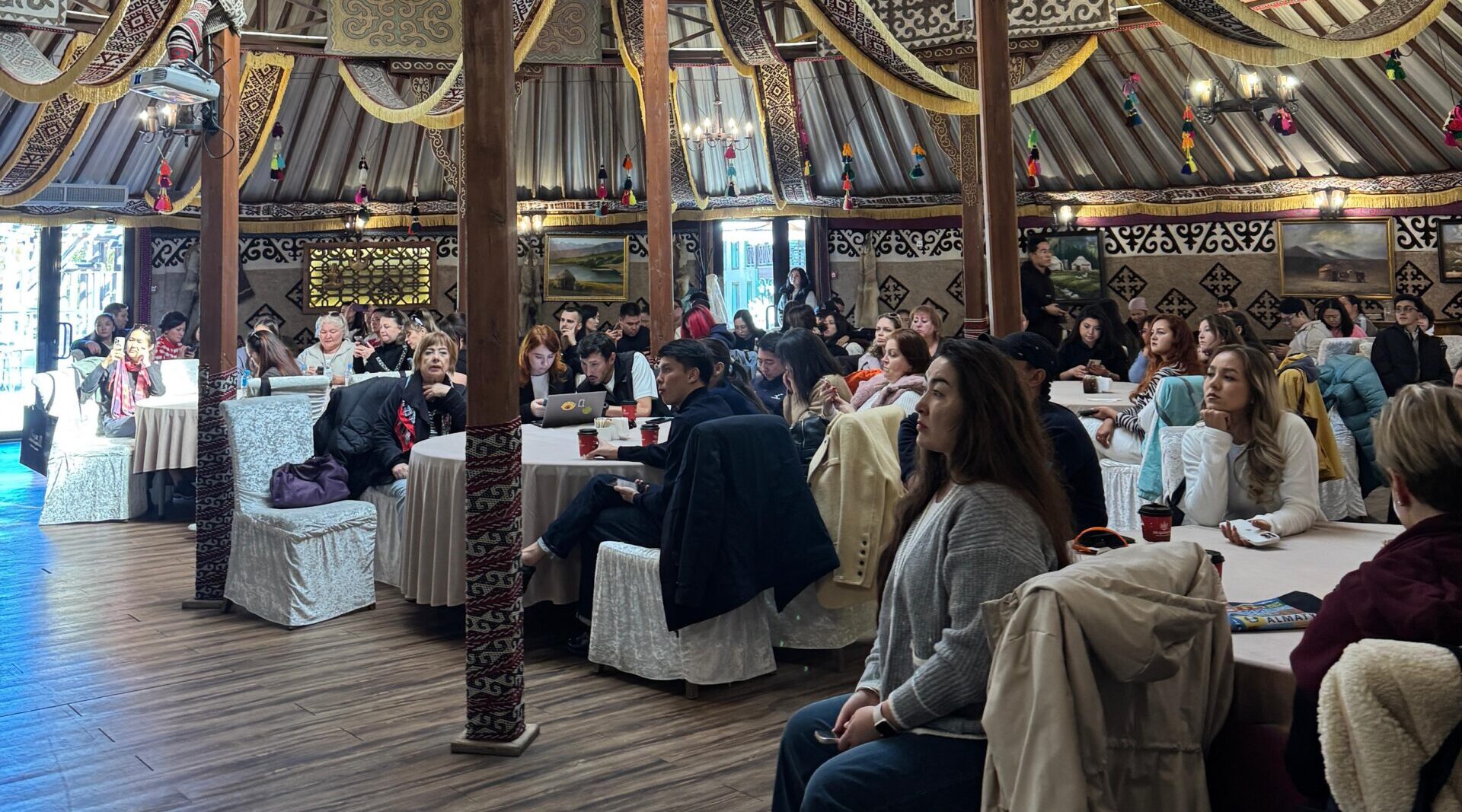 AlmaU Discussed New Directions in Tourism at the Sharing Hub «Almaty and the World: New Horizons of Tourism»