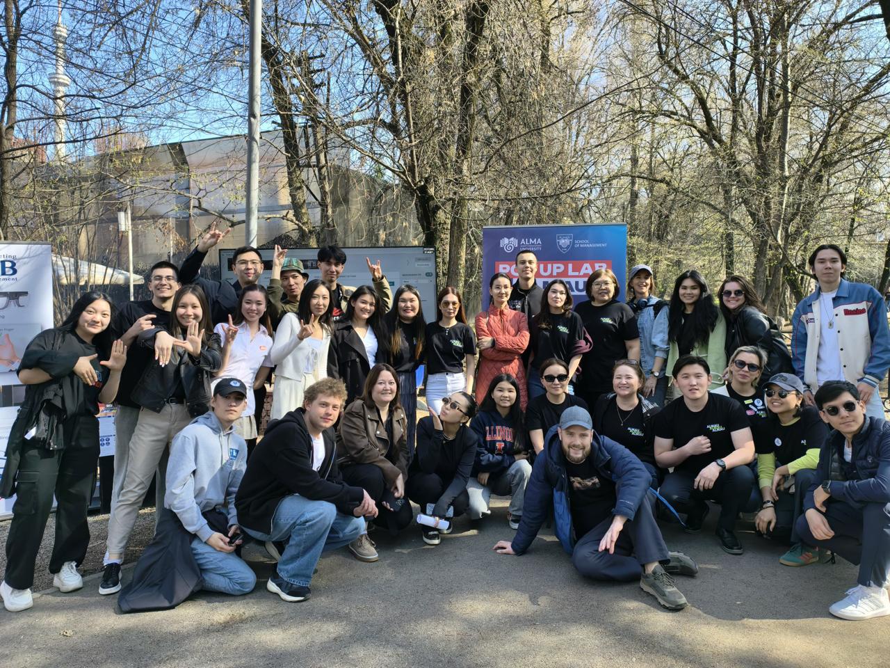 AlmaU нейромаркетинг және нейроменеджмент зертханасы QS Reimagine Education Awards 2026 сыйлығының қысқа тізіміне енді